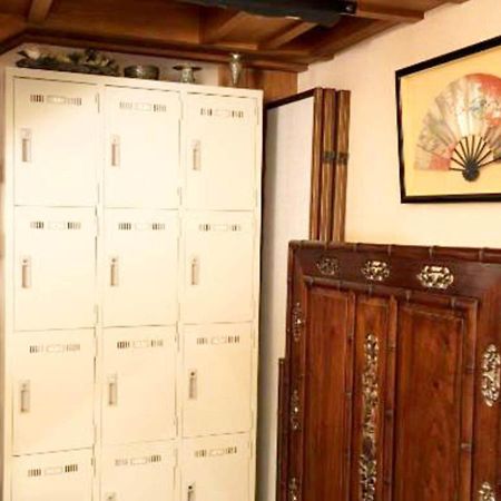 Miyajima Guest House Mikuniya -Dormitory Room - Vacation Stay 05847V Hatsukaichi Exterior photo